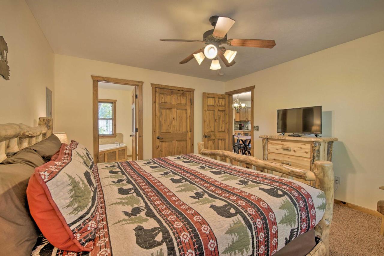 Cozy Rustic River Lodge Family Retreat Near SDC! Branson Zewnętrze zdjęcie